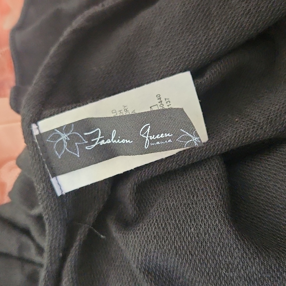 NWOT Cut Out Coverup - Picture 7 of 8